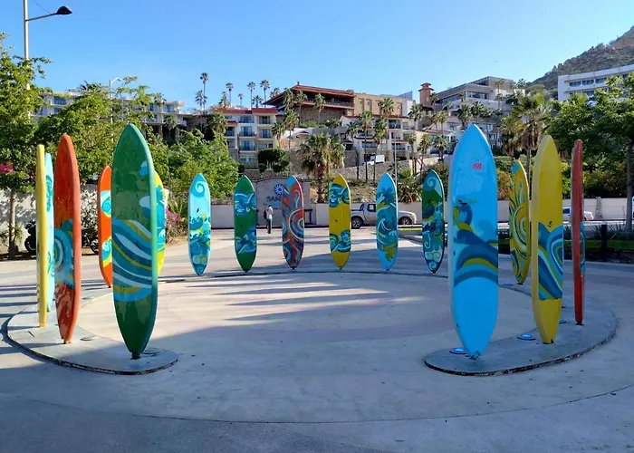 Tres Migueles, Anngel, Cerca De La Marina, Zona Turistica Y Playa